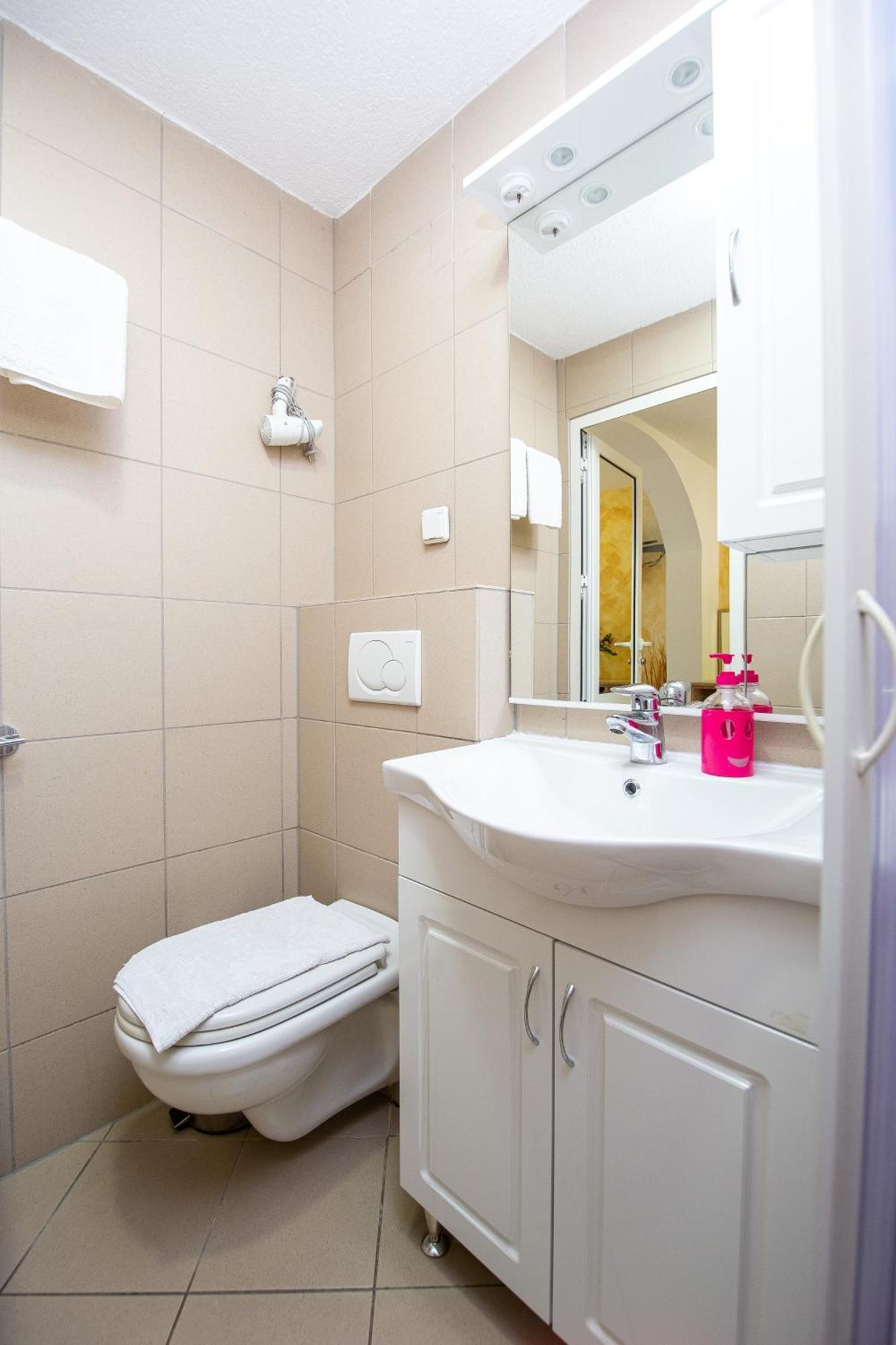 Saki Apartments Budva Habitación foto